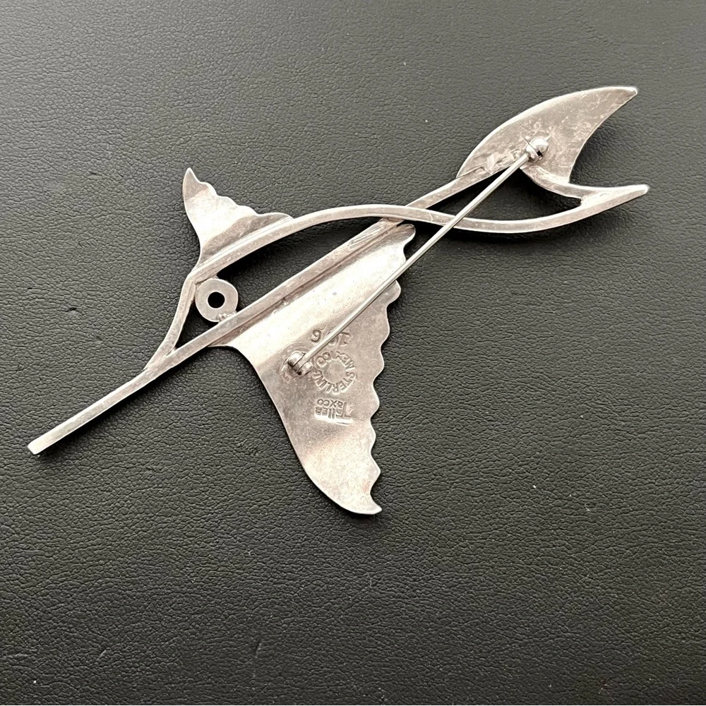 Vintage Salvador Teran Taxco Mexico sterling silver fish brooch pin